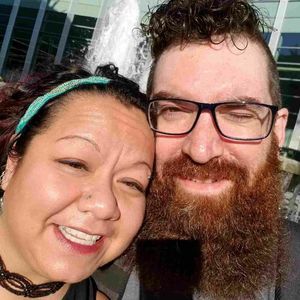 Meet your Posher, Toni